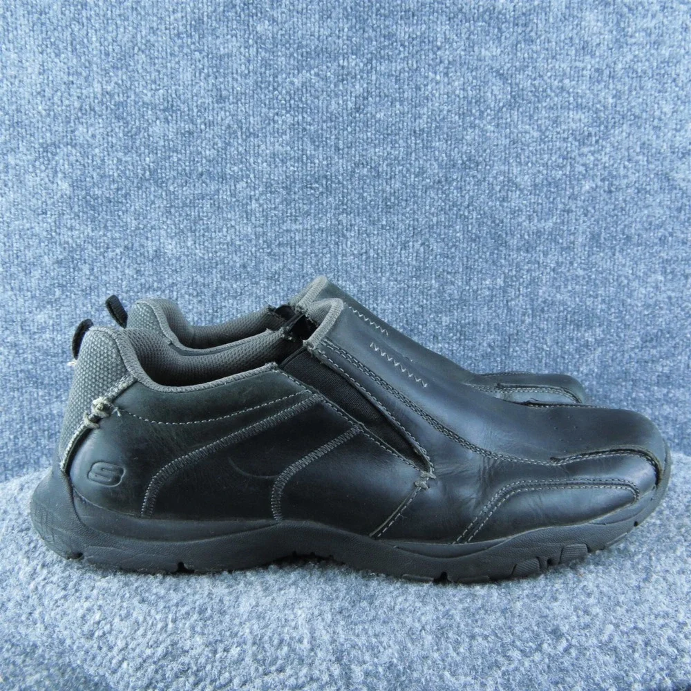 Skechers  Men Loafer Shoes Size 10 Medium Black Leather Slip‎ On